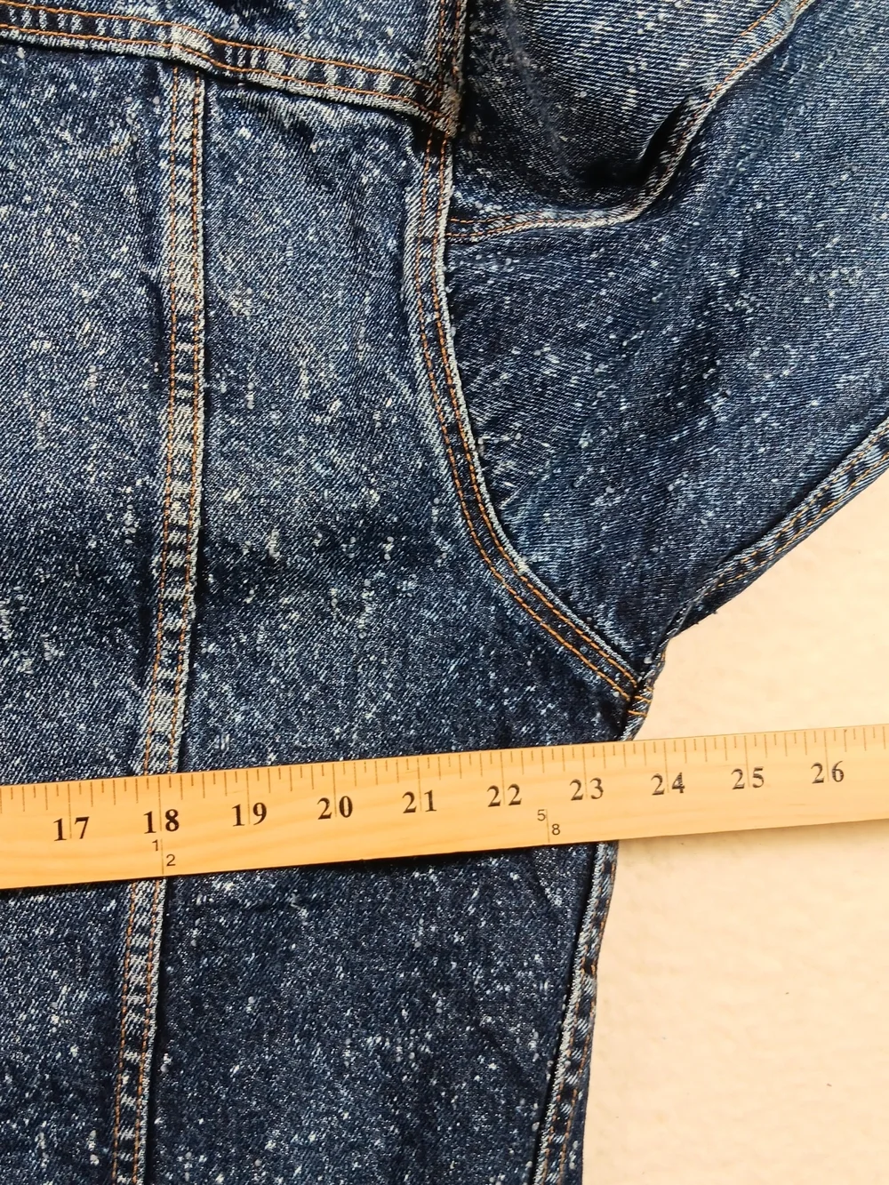 Vintage 80s Levi’s Jacket Mens Large Blue Denim Type 3 Galactic Wash Distressed